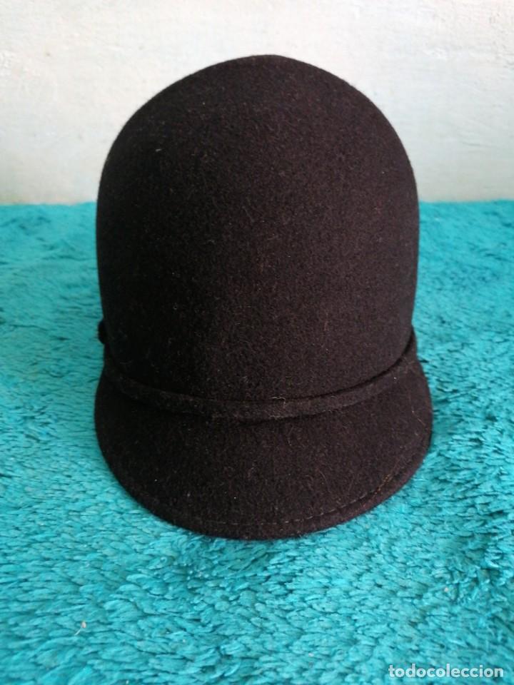 Segunda mano: GORRA LANA MERINA - Foto 2