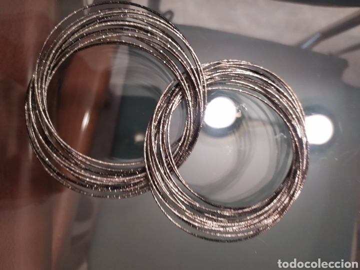 Segunda mano: Conjunto de pulseras en metal - Foto 2