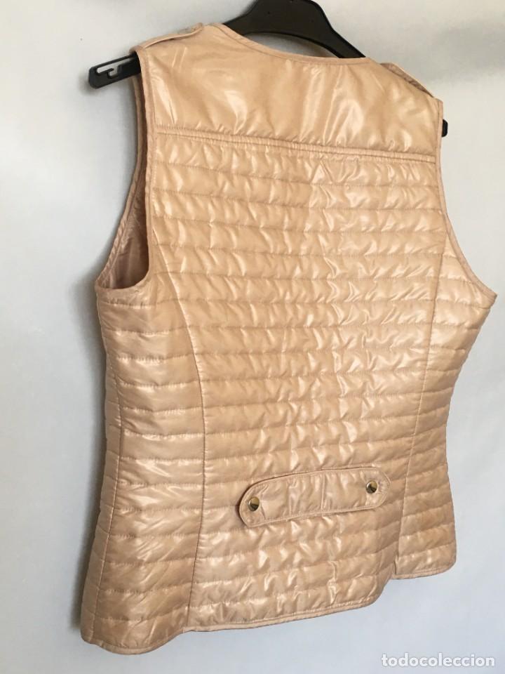 Segunda mano: Massimo Dutti Chaleco acolchado de mujer. Talla:M - Foto 7