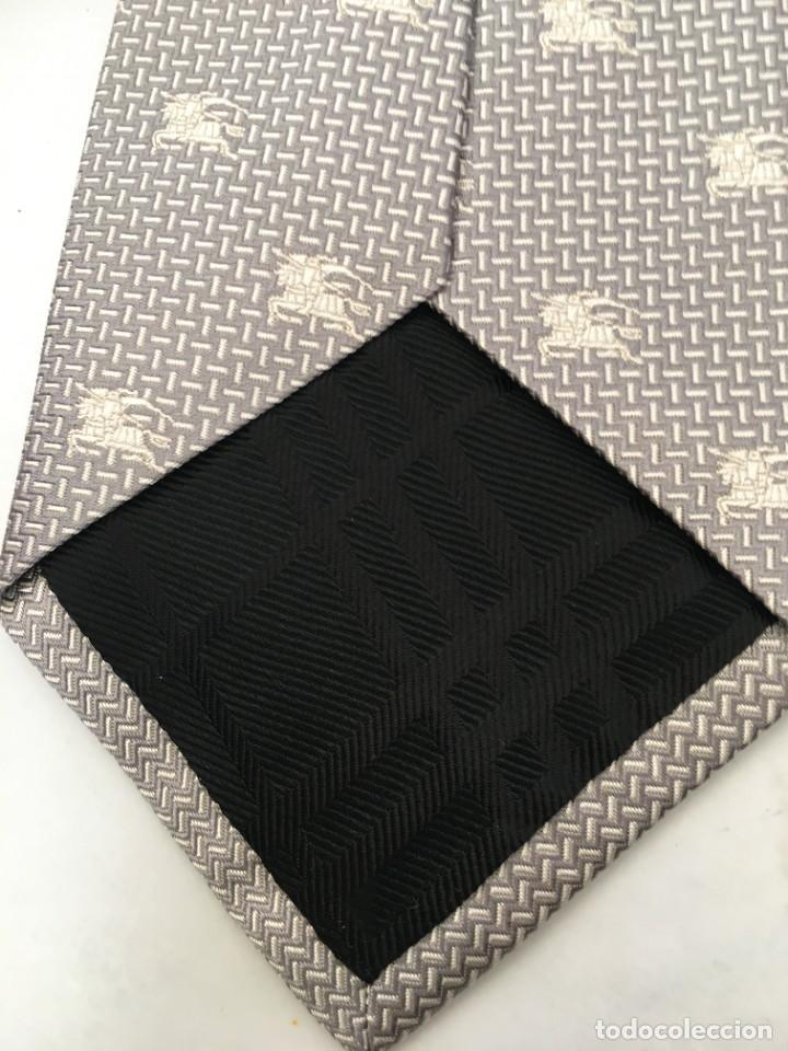 Segunda mano: BURBERRY Corbata gris - Foto 7
