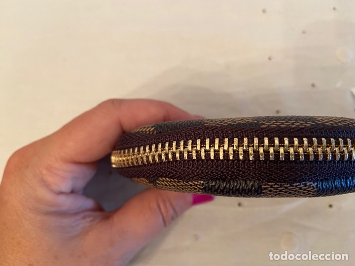 Segunda mano: Monedero llavero comprado boutique - Foto 5