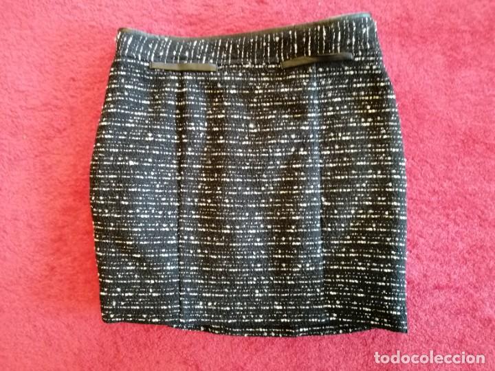 Segunda mano: Falda a estrenar. Yera. - Foto 3