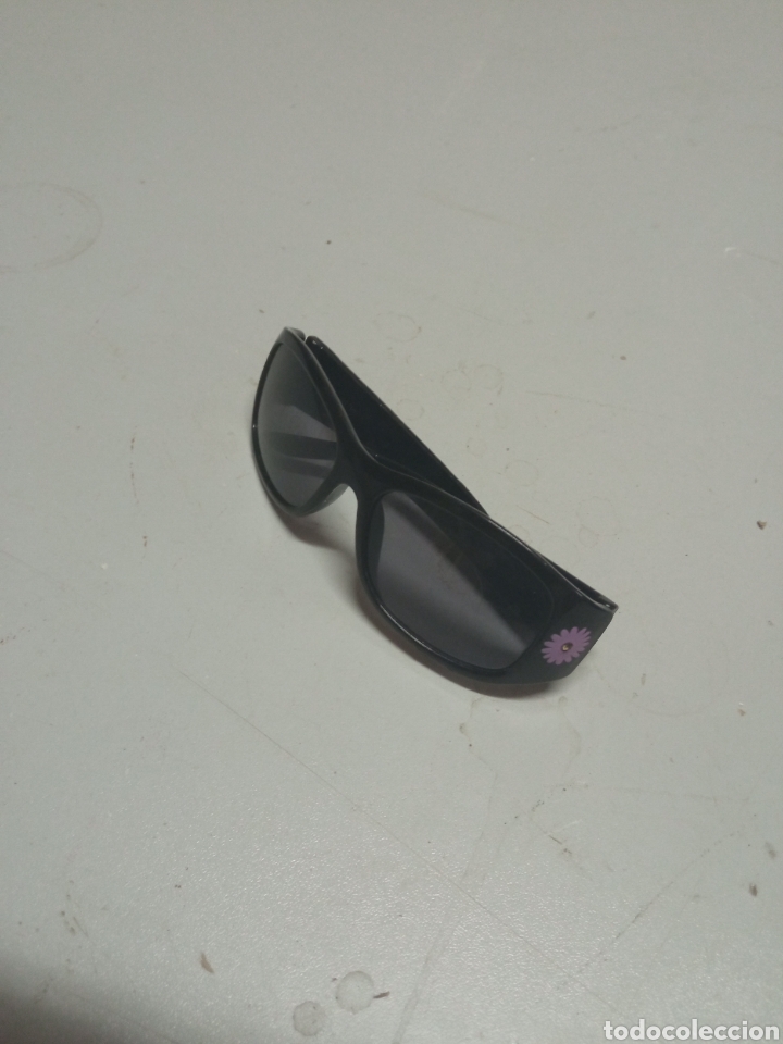 Segunda mano: Gafas de ni&ntilde;a con funda - Foto 2