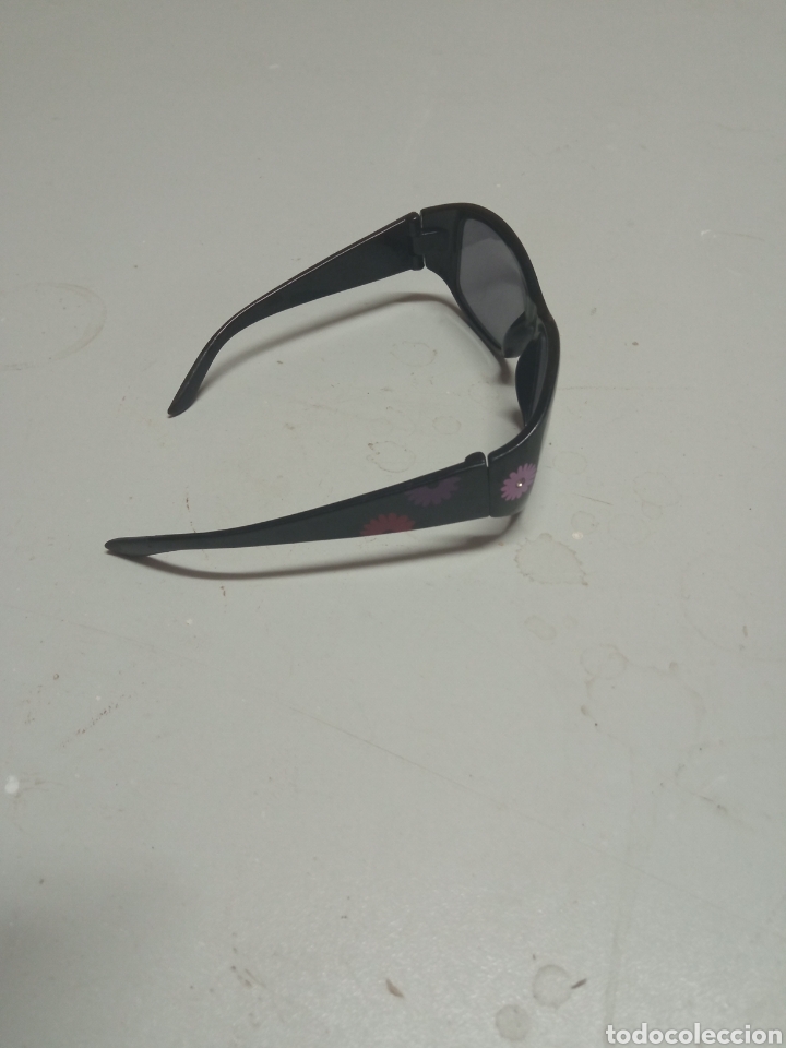 Segunda mano: Gafas de ni&ntilde;a con funda - Foto 3
