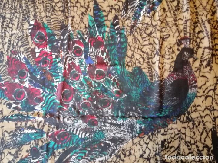 Segunda mano: Pa&ntilde;uelo grande se&ntilde;ora - Foto 1