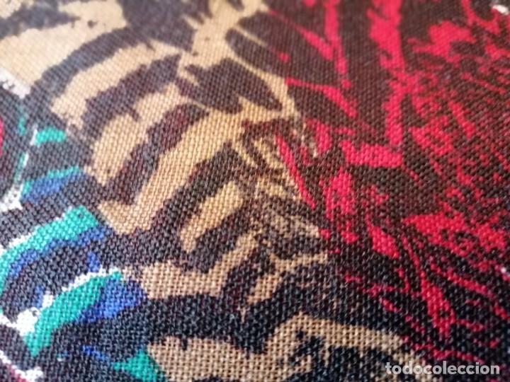 Segunda mano: Pa&ntilde;uelo grande se&ntilde;ora - Foto 2