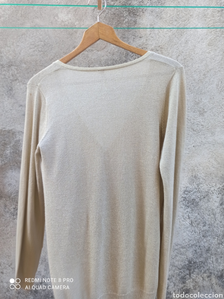 Segunda mano: Chaqueta beige con hilo dorado - Foto 4