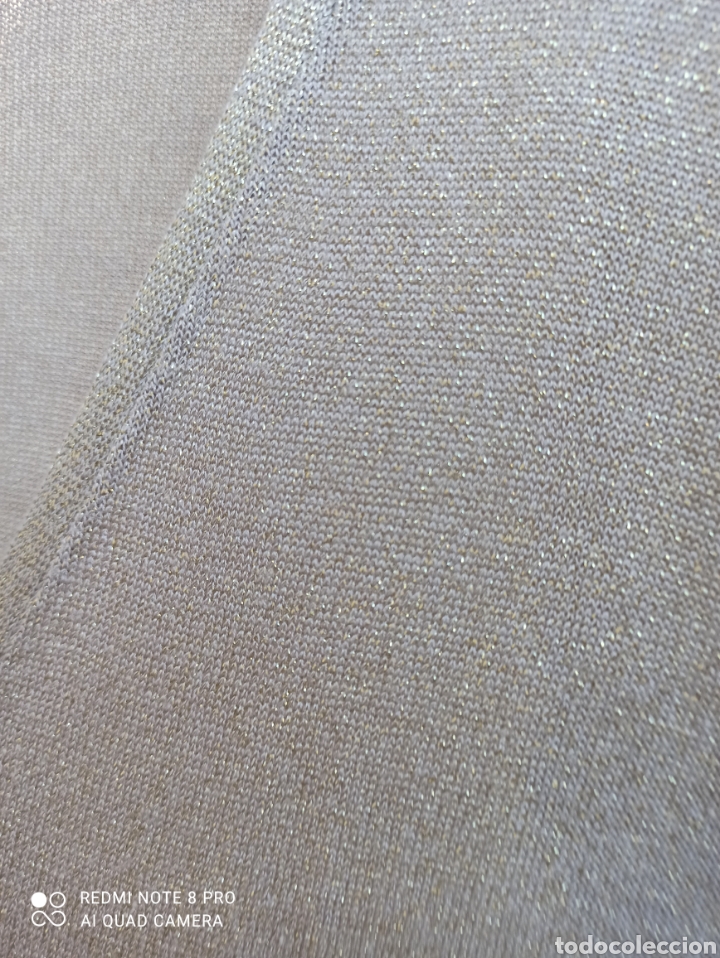 Segunda mano: Chaqueta beige con hilo dorado - Foto 6