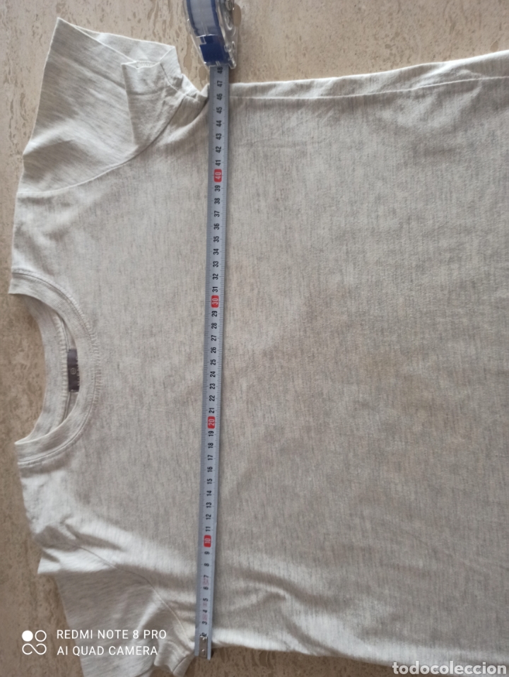 Segunda mano: 4 camisetas - Foto 15