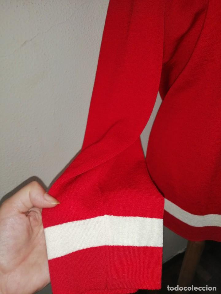 Segunda mano: Chaqueta de punto rojo - Foto 2