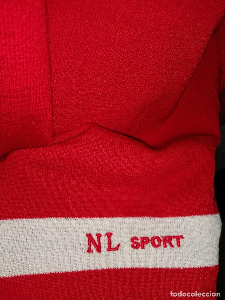 Segunda mano: Chaqueta de punto rojo - Foto 3