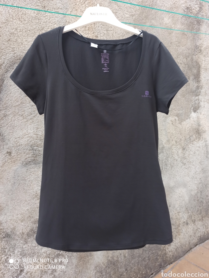 Segunda mano: 2 camisetas deporte - Foto 2