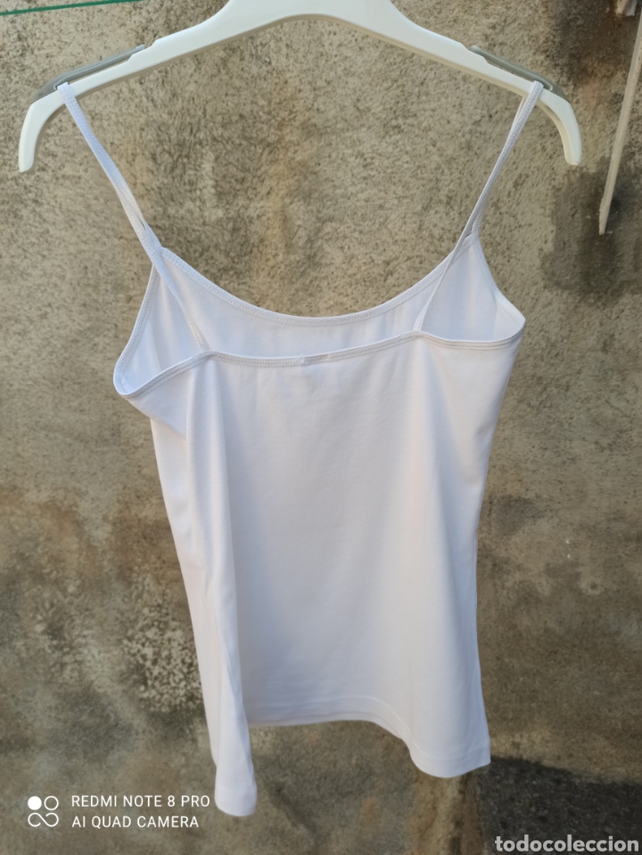 Segunda mano: 1 camiseta y un body - Foto 11