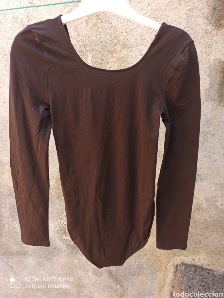 Segunda mano: 1 camiseta y un body - Foto 6