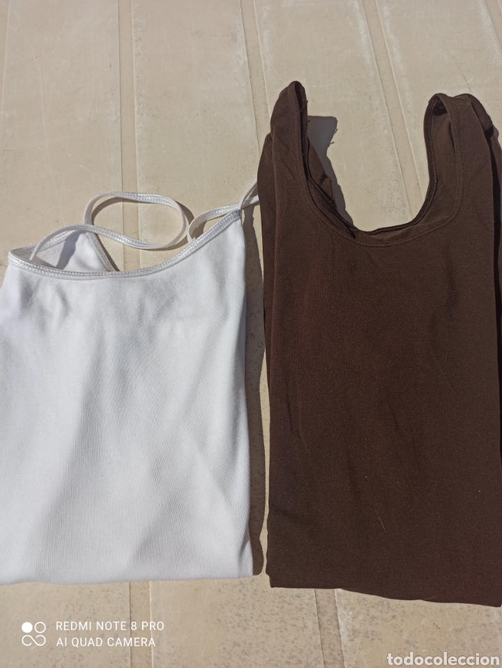 Segunda mano: 1 camiseta y un body - Foto 1