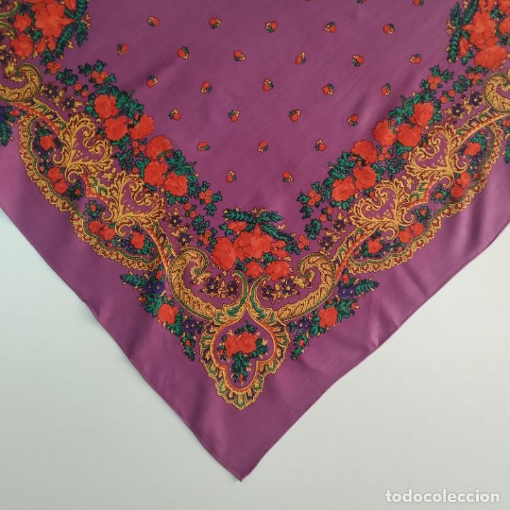 Segunda mano: PA&Ntilde;UELO INDUMENTARIA TRADICIONAL ( D-238 ) - Foto 2