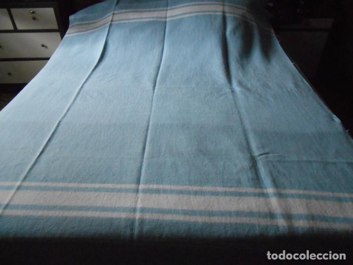 Segunda mano: MANTA -Algod&oacute;n y Poliester - Foto 2