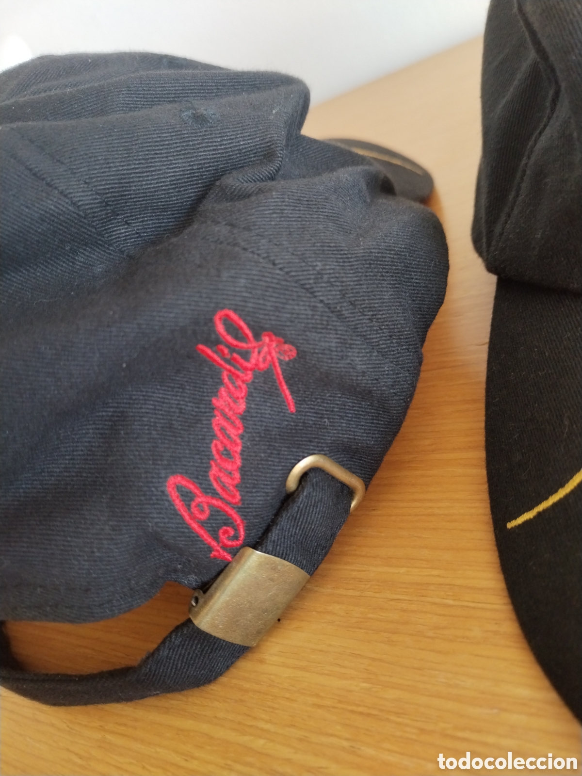 Segunda mano: Gorra Bacardi unisex color negro - Foto 2