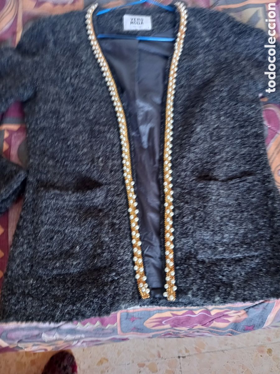 Segunda mano: Chaqueta peque&ntilde;a - Foto 1
