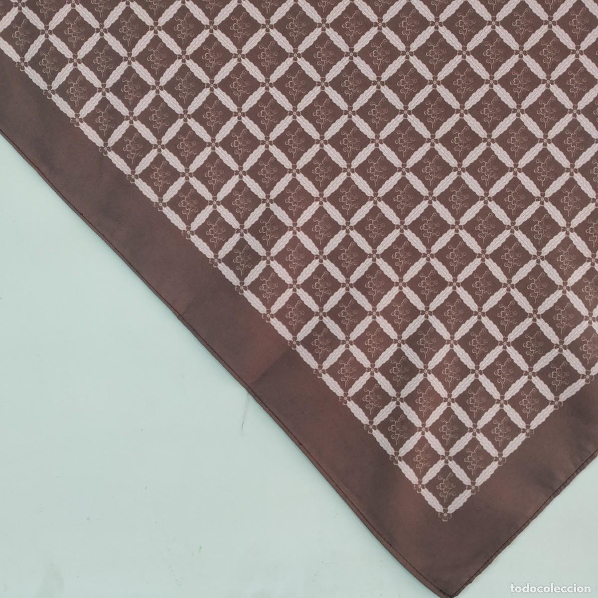 Segunda mano: PA&Ntilde;UELO PARA INDUMENTARIA TRADICIONAL ( 1452 ) - Foto 2