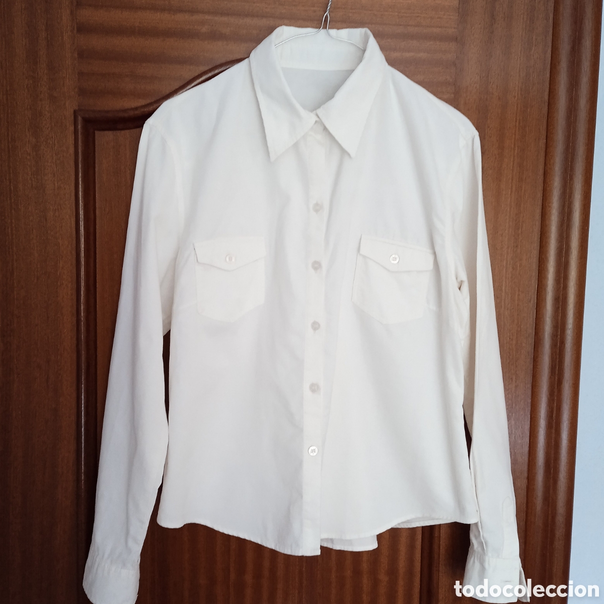 Segunda mano: CAMISA MUJER,Micro pana.T M. - Foto 1