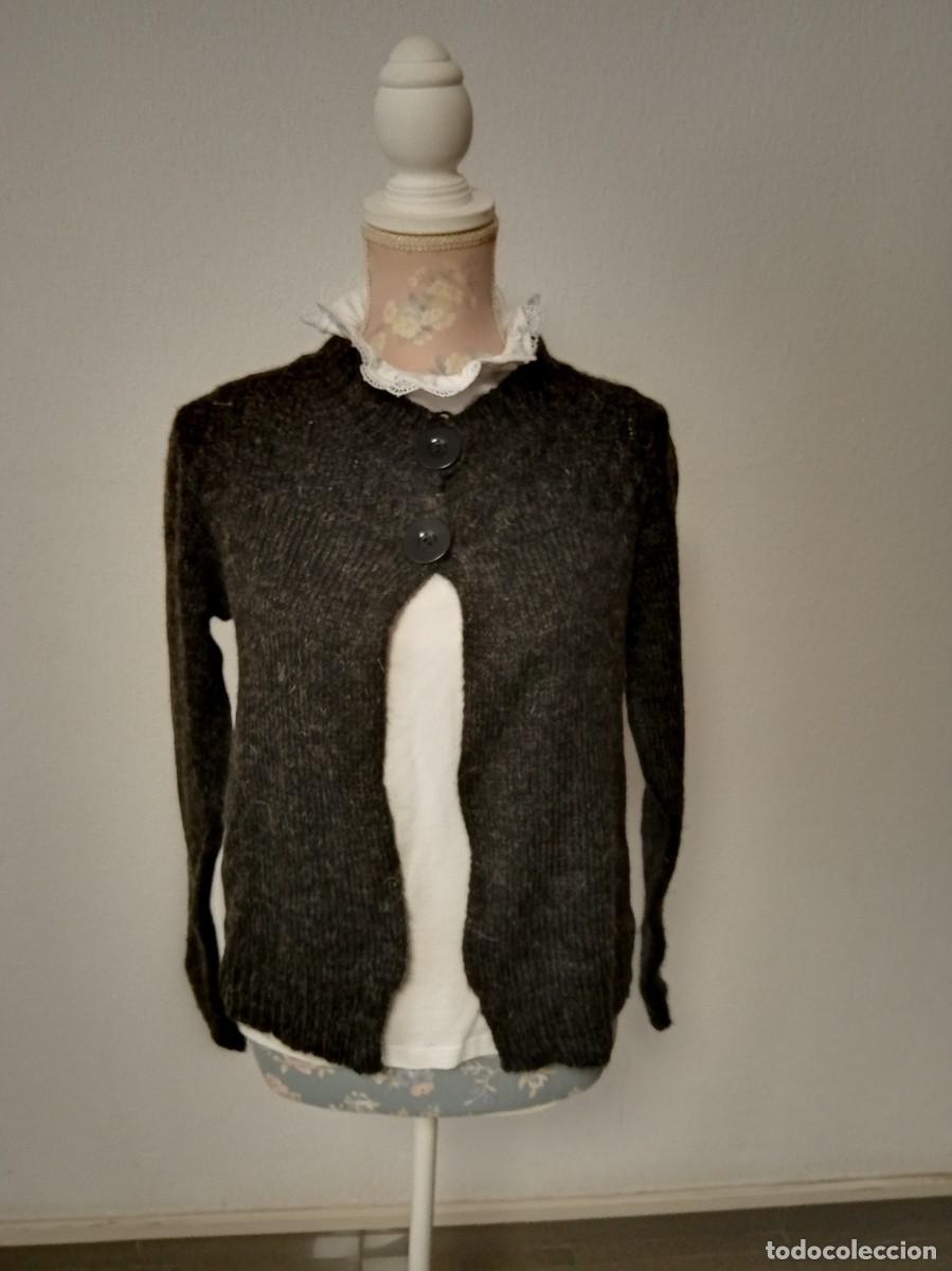 Segunda mano: Chaqueta manga larga 2 botones - Foto 1