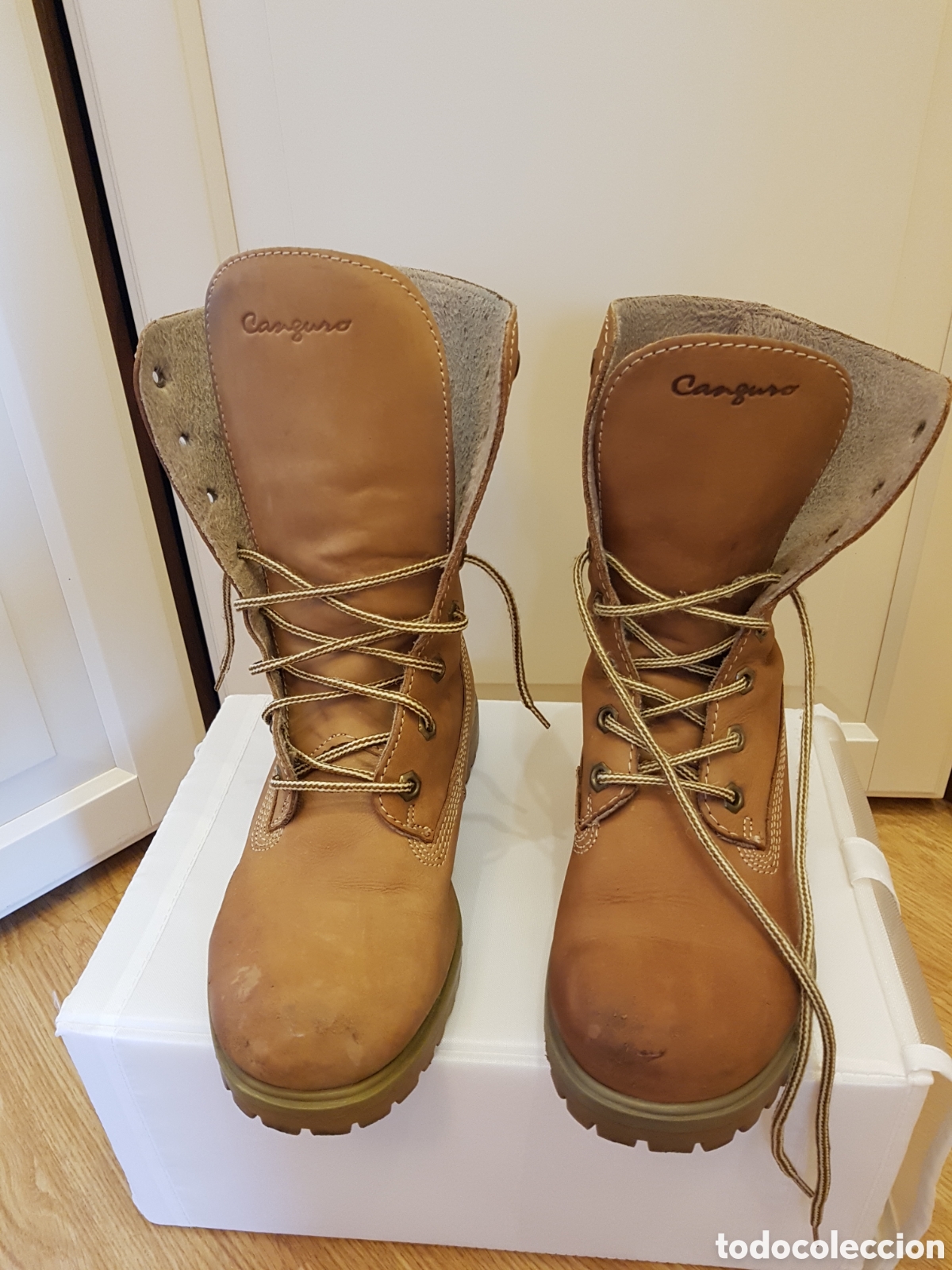 Segunda mano: Botas de piel aut&eacute;ntica - Foto 1