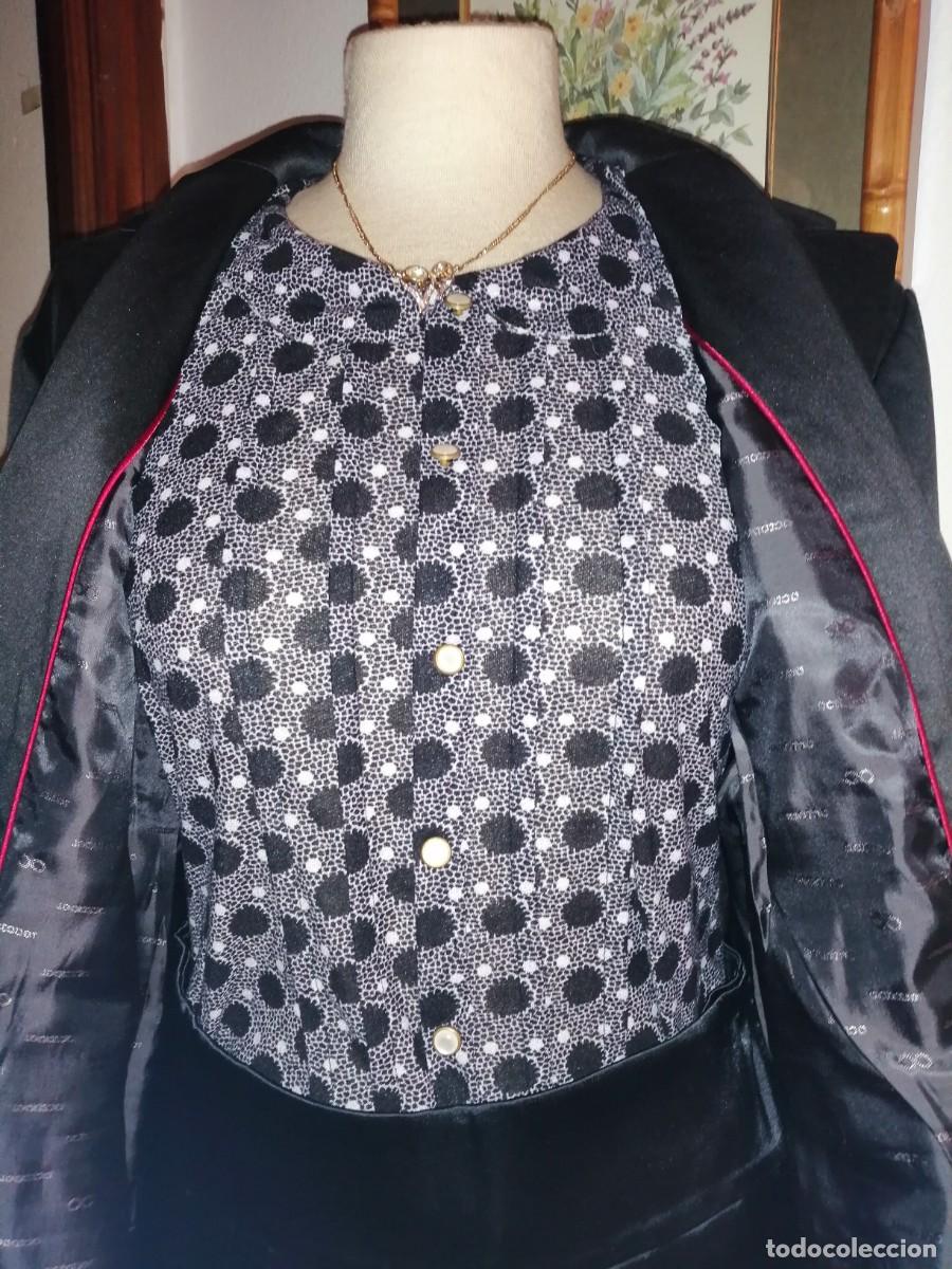 Segunda mano: Traje de chaqueta y falda - Foto 5