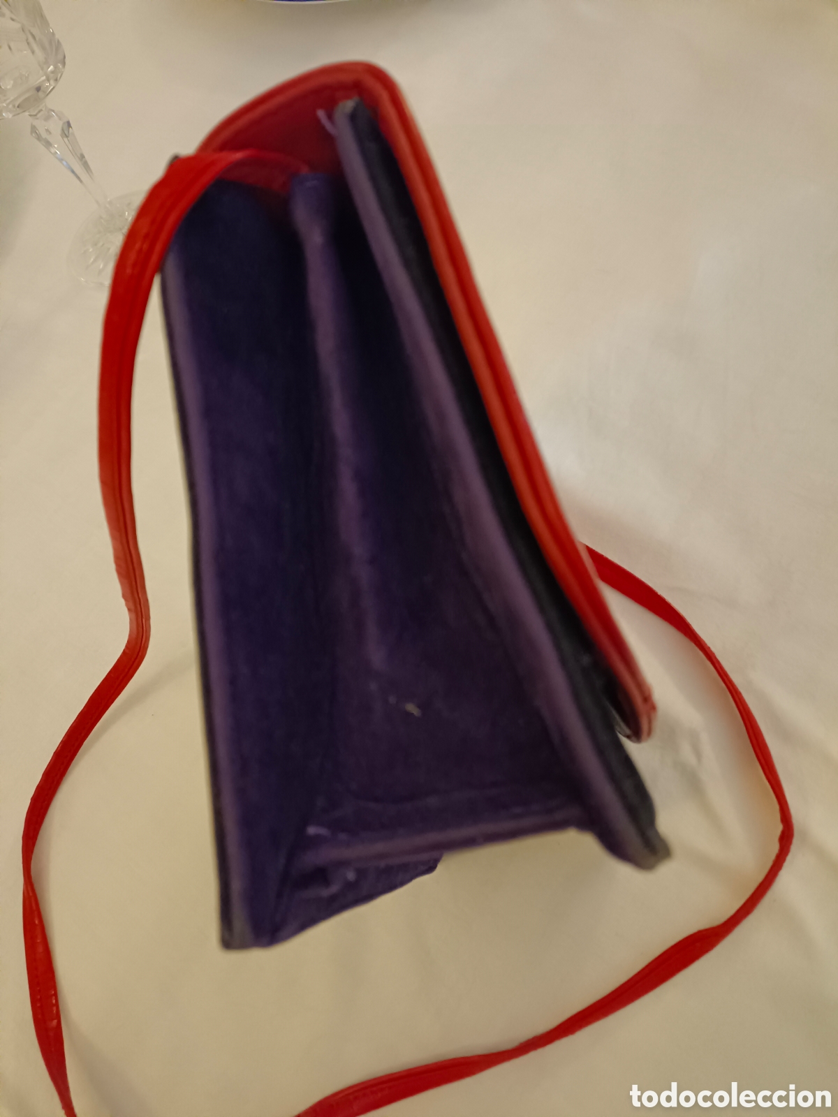 Segunda mano: Bolso rojo combinado con color malva - Foto 3