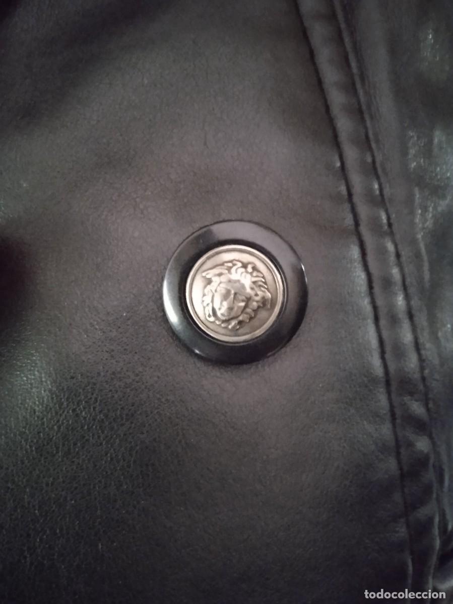 Segunda mano: Chaqueta versache - Foto 3