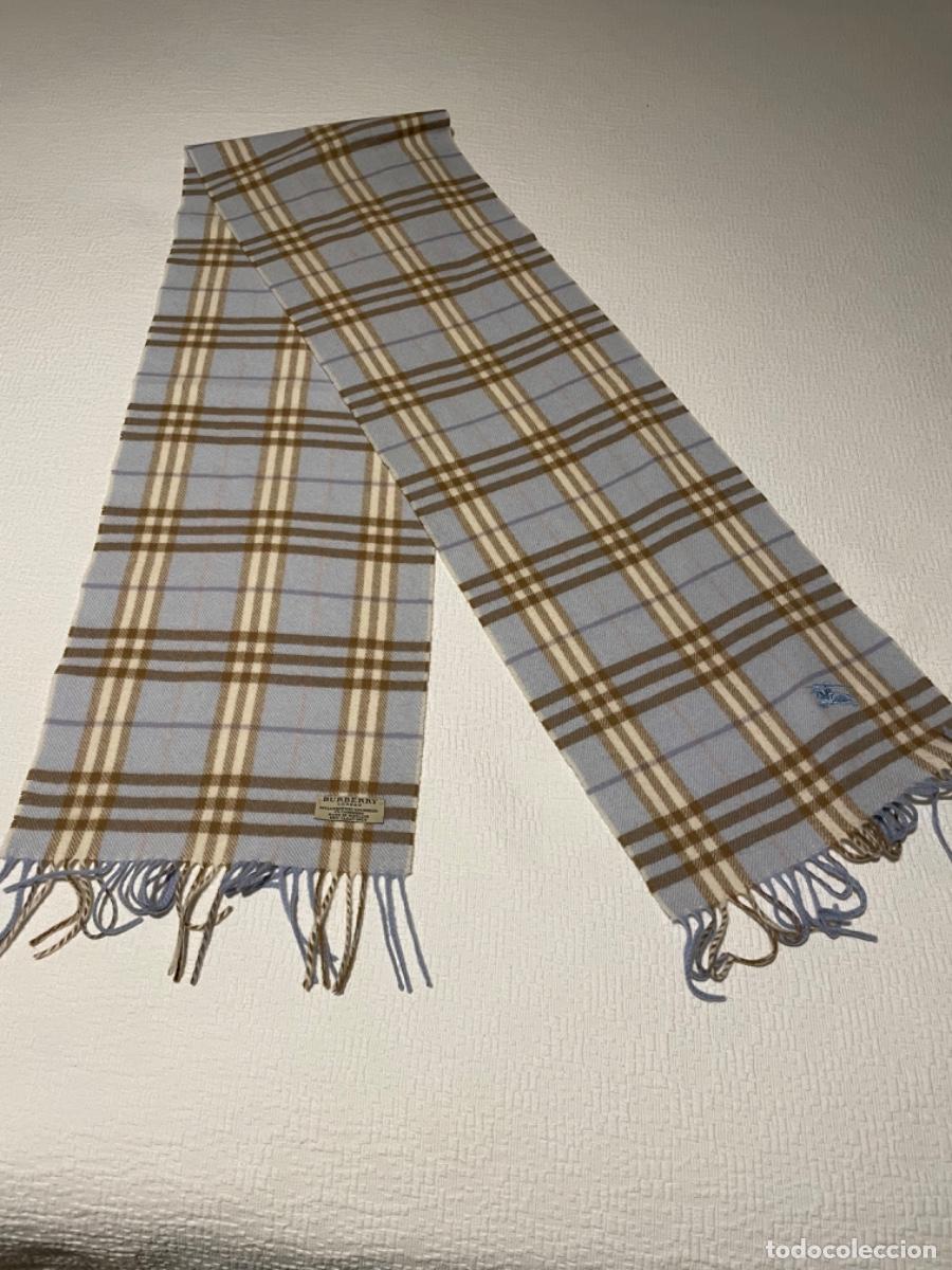 Segunda mano: BUFANDA BURBERRY LONDON DE SE&Ntilde;ORA - Foto 3