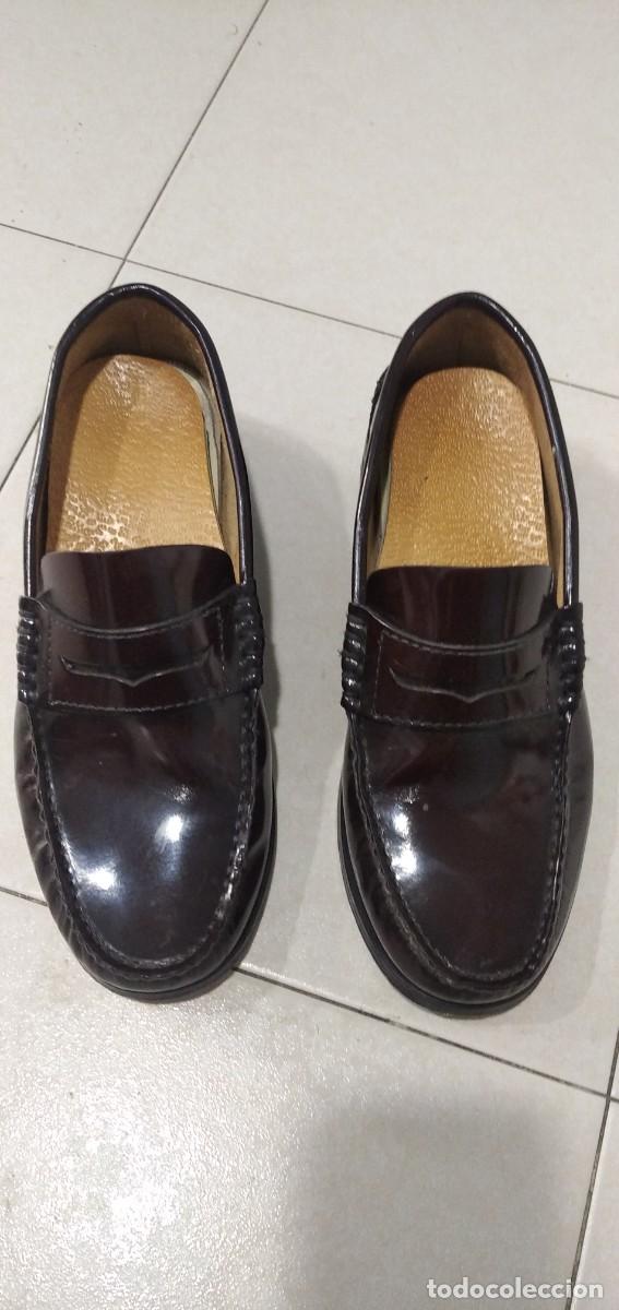 Segunda mano: Zapatos tipo Castellanos - Foto 1