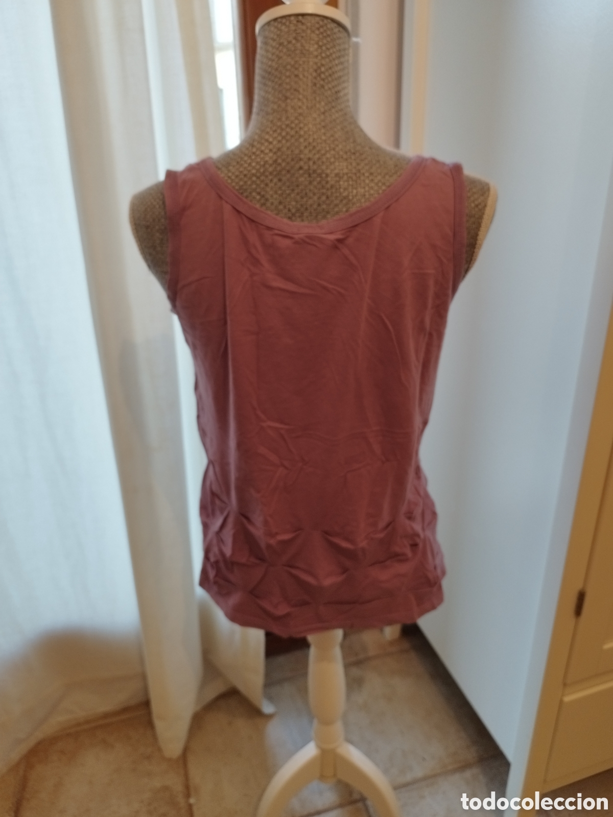 Segunda mano: Top camiseta Singular talla 2 (M) - Foto 3