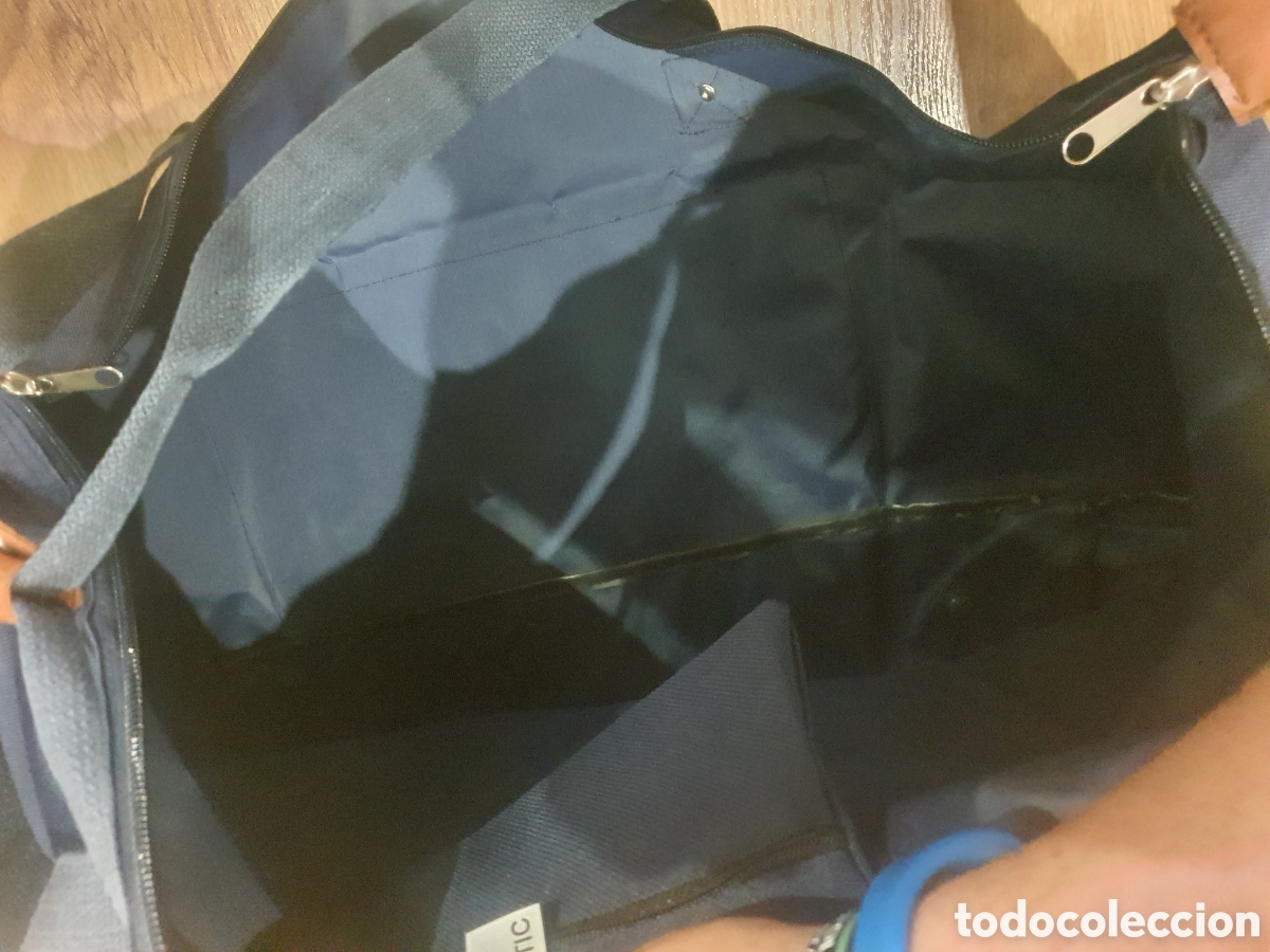 Segunda mano: maleta grande de tela pr&aacute;cticamente nueva - Foto 3