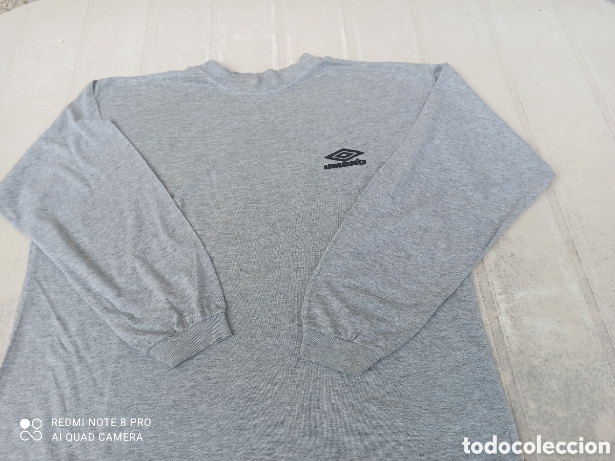 Segunda mano: Camiseta Umbro, r&eacute;plica - Foto 4