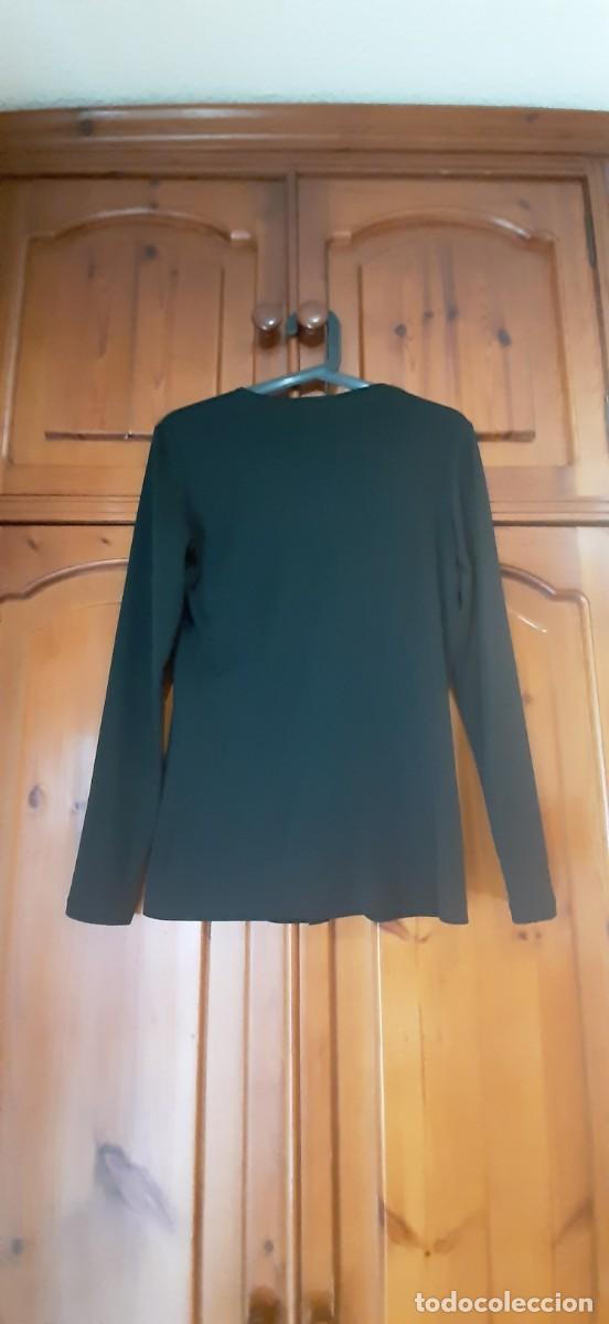 Segunda mano: CHAQUETA DE PUNTO - Foto 2