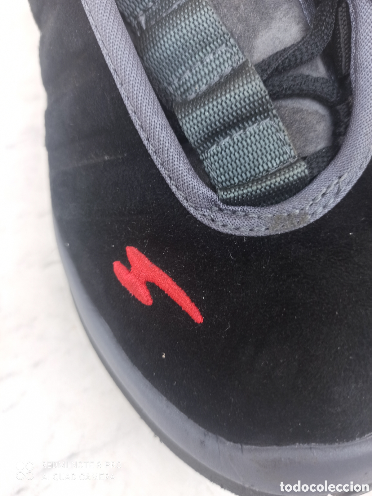 Segunda mano: Zapatillas Tride - Foto 1