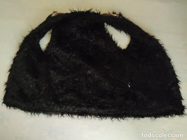 Segunda mano: CHAQUETA CHALECO SIN MANGAS DECORADO - Foto 2
