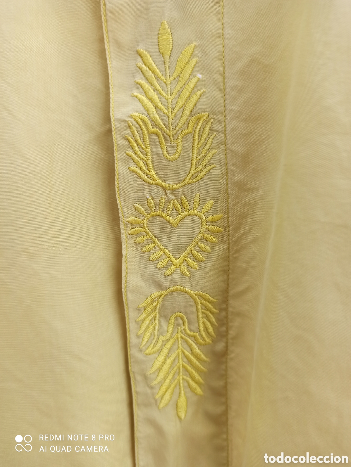 Segunda mano: Blusa 100% seda, con bordado - Foto 1