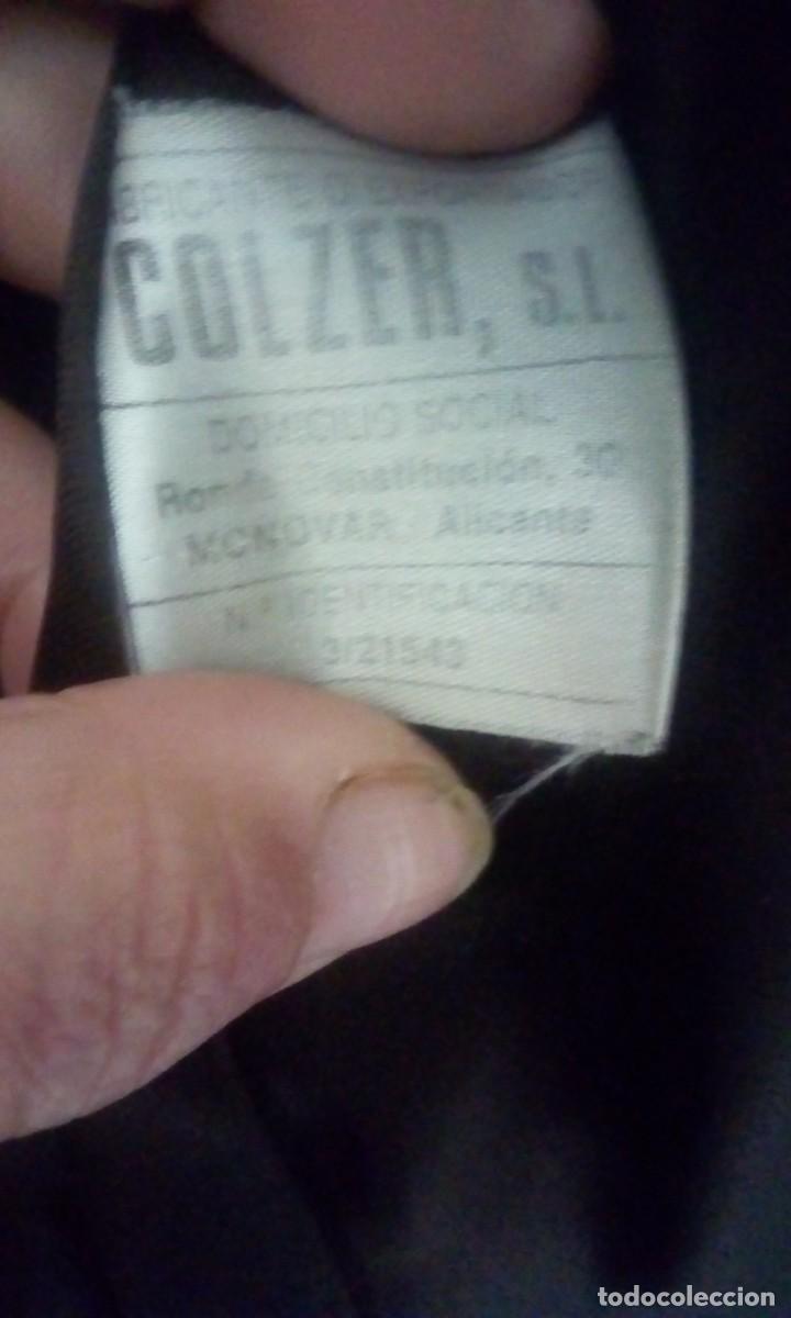 Segunda mano: Abrigo vis&oacute;n corte moderno - Foto 5
