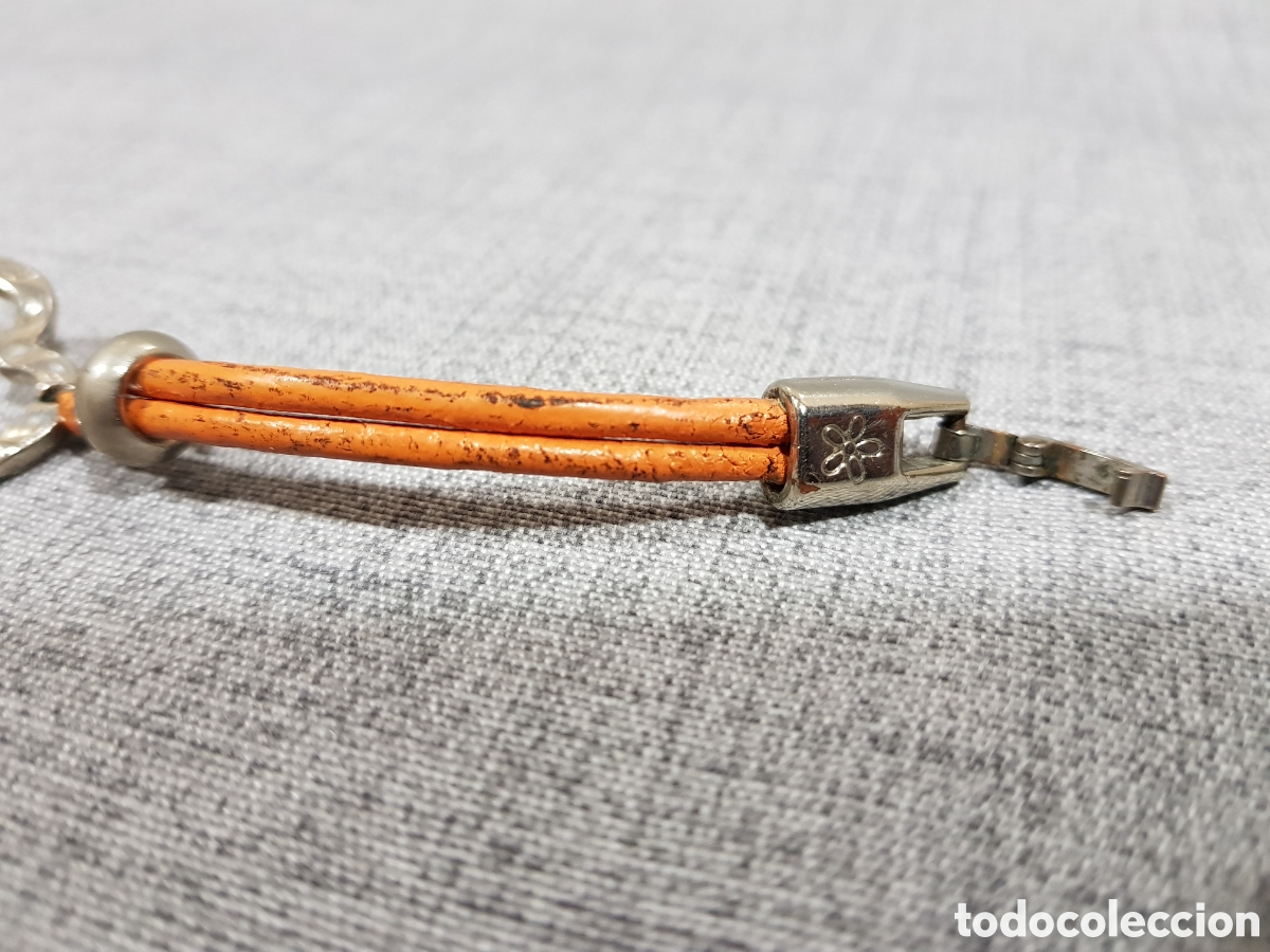Segunda mano: PULSERA DE CUERO CON CORAZ&Oacute;N DE METAL - Foto 6