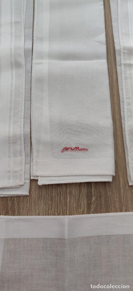Segunda mano: Pa&ntilde;uelos de Sra Bordados - Foto 5