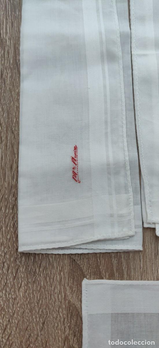Segunda mano: Pa&ntilde;uelos de Sra Bordados - Foto 6