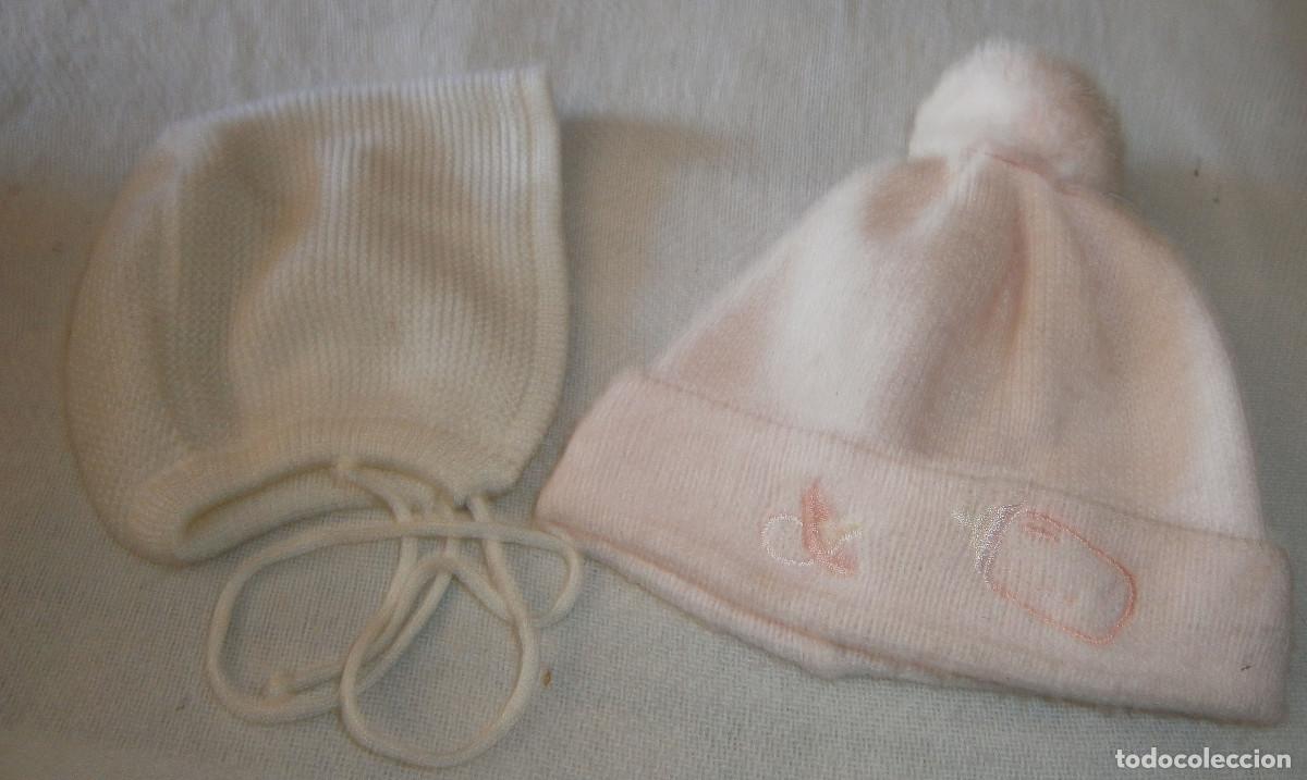 Segunda mano: Dos gorros para mu&ntilde;eca o bebe - Foto 2