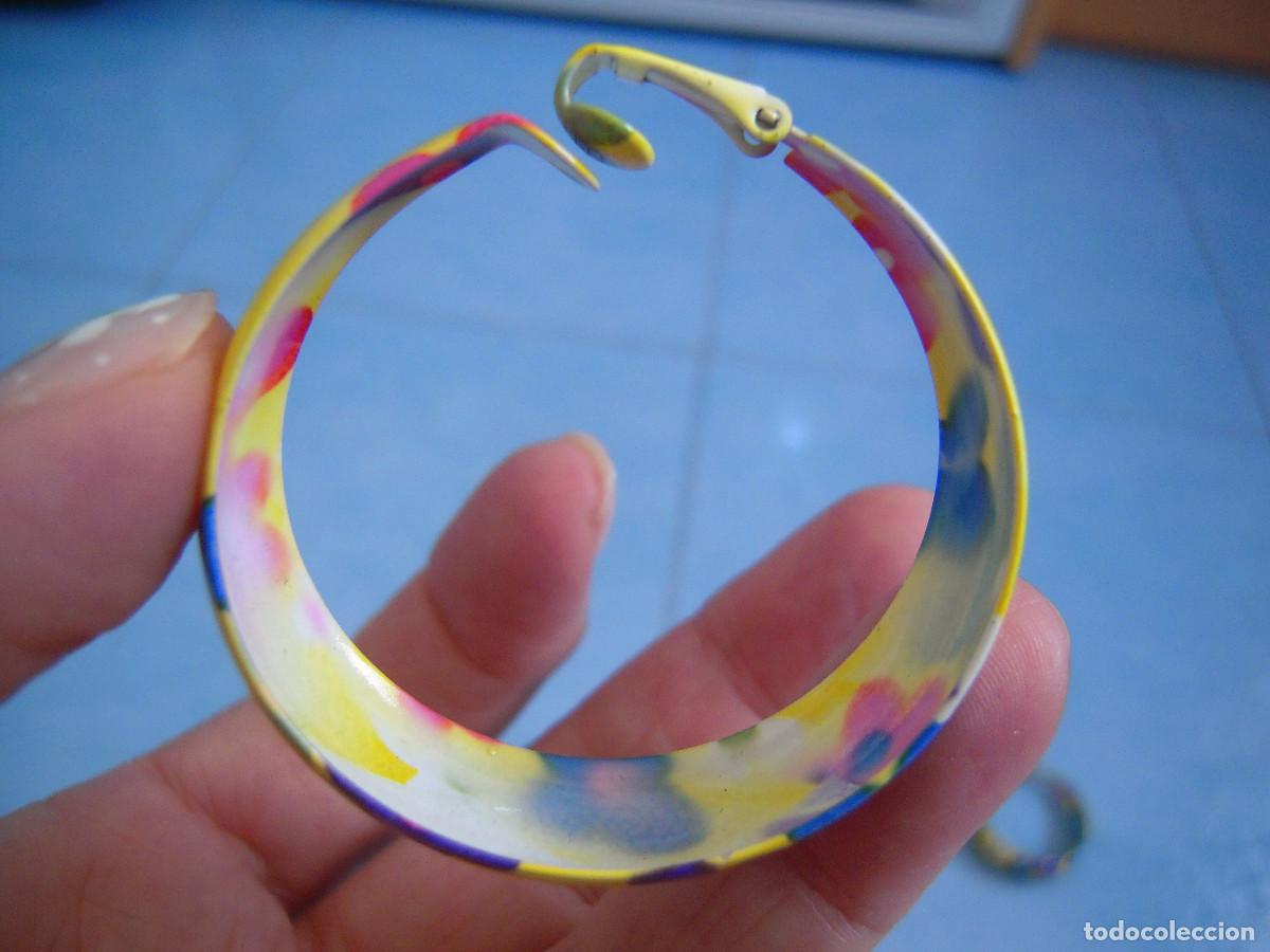 Segunda mano: Pendientes aro amarillo y flores multicolores - Foto 7
