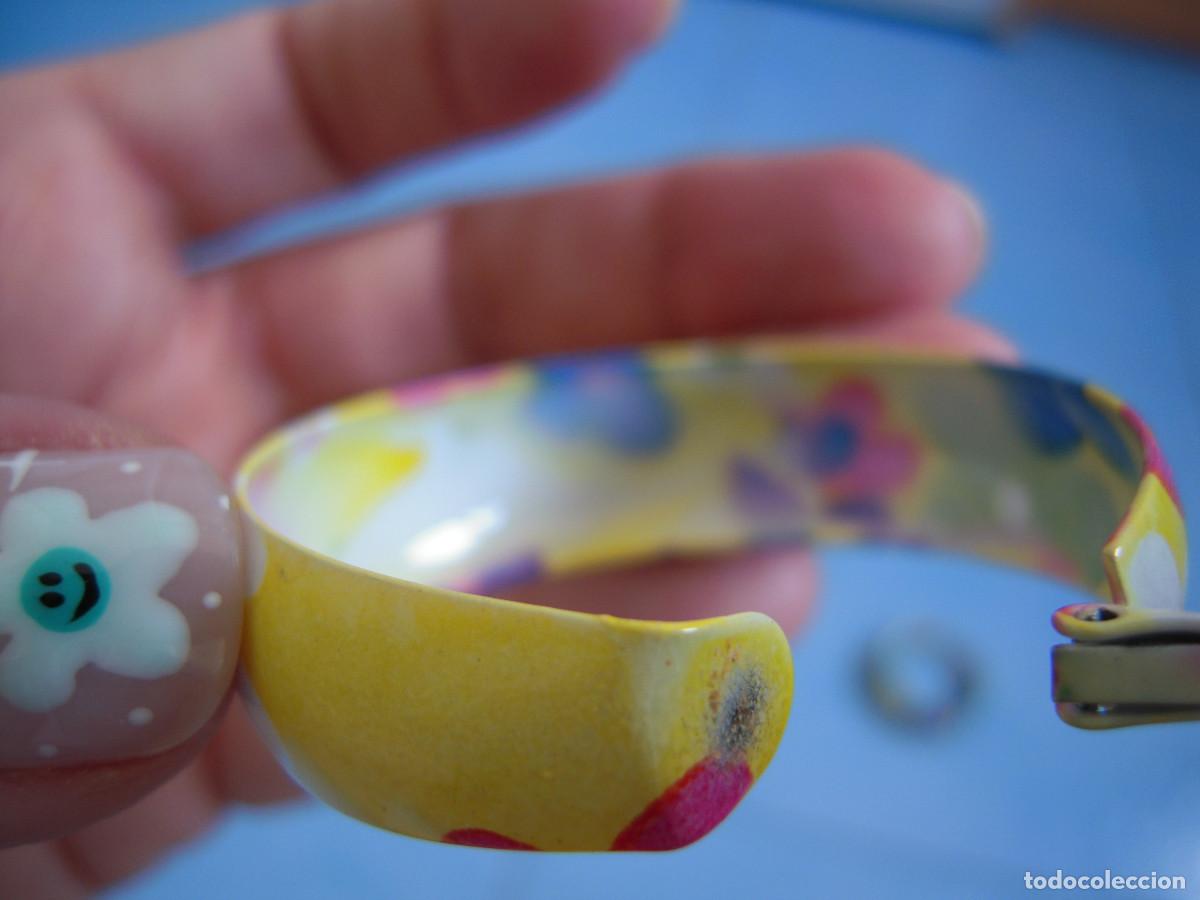 Segunda mano: Pendientes aro amarillo y flores multicolores - Foto 9