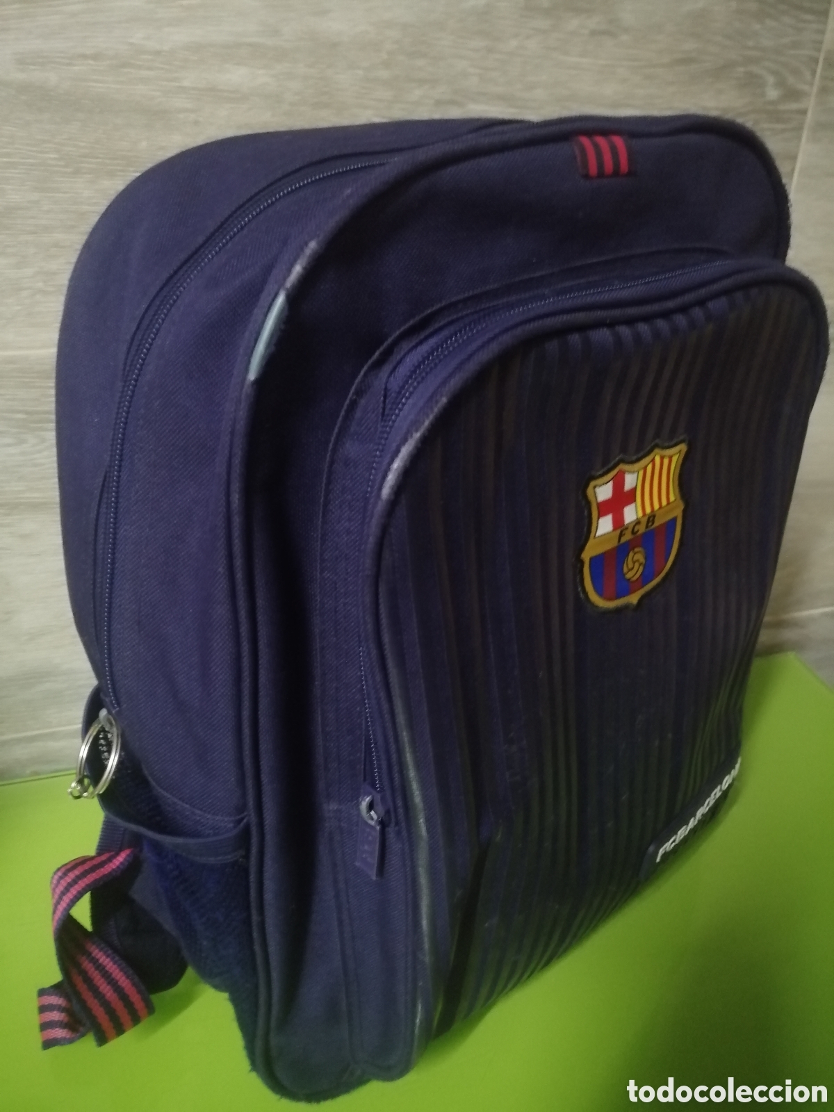 Segunda mano: Mochila y estuche bar&ccedil;a - Foto 4