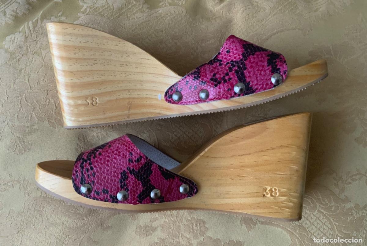 Segunda mano: ZAPATOS DE MADERA TALLA 38 MARCA BLANCO - Foto 3
