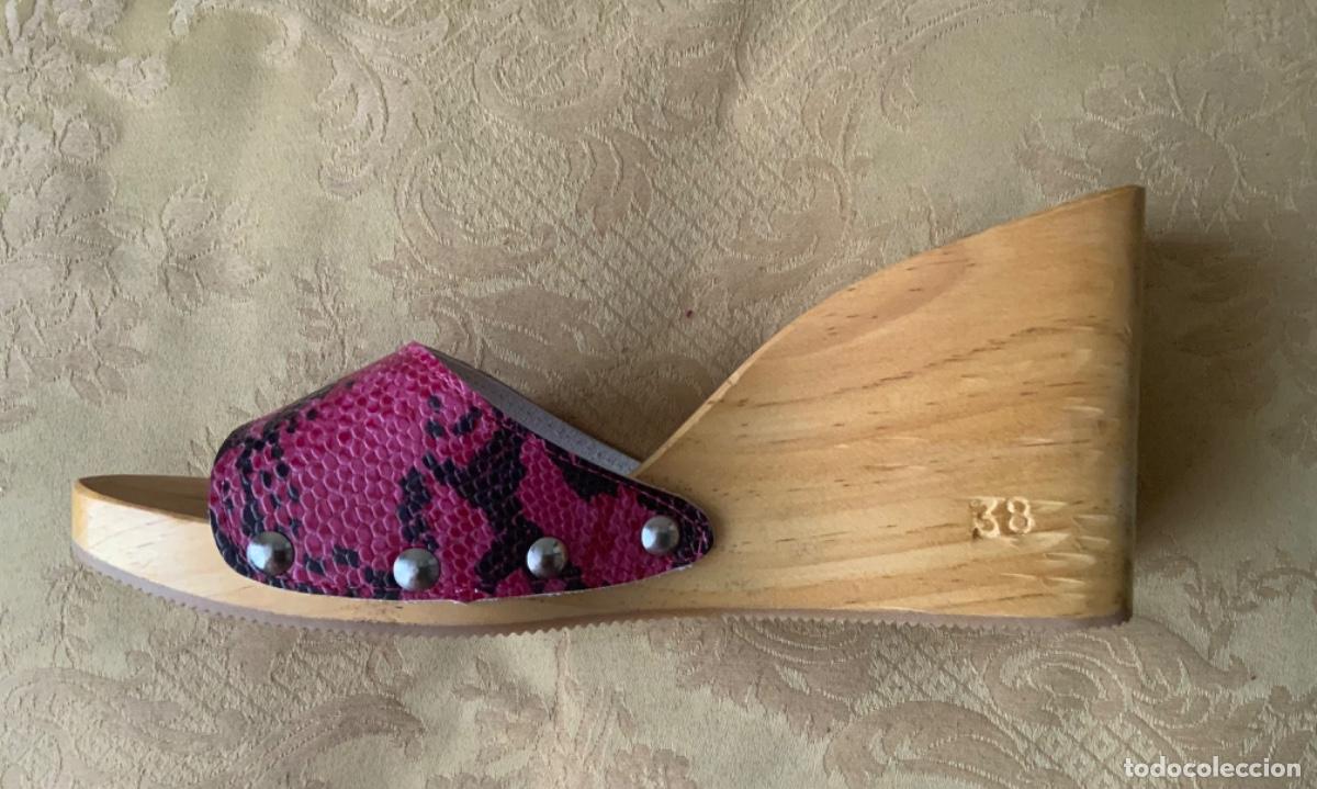 Segunda mano: ZAPATOS DE MADERA TALLA 38 MARCA BLANCO - Foto 6