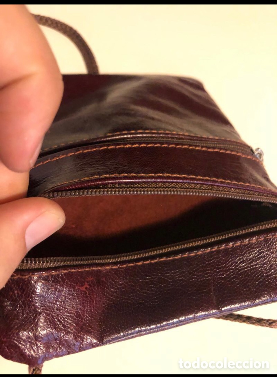 Second-Hand: Bolso faltriquera piel marr&oacute;n